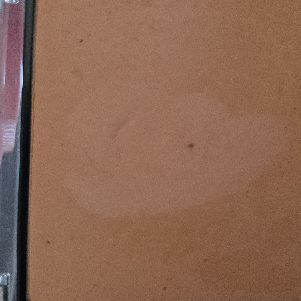 Ben Nye Media Pro Sheer Foundation Code HD-003 - Picture 3 of 3